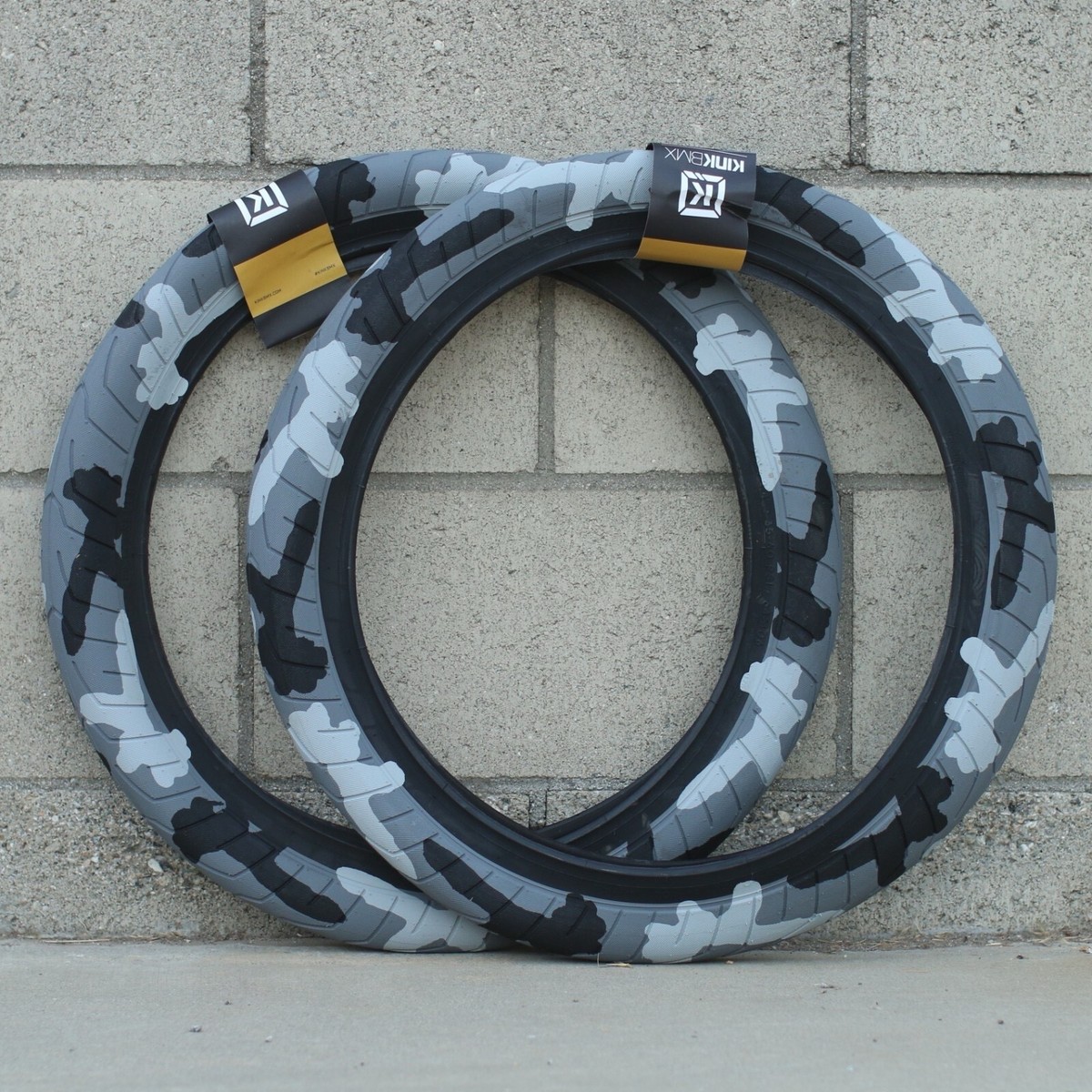 KINK BMX SEVER BICYCLE TIRE 20 X 2.40