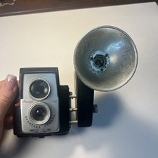 Vintage Brownie STARFLEX Camera with Flash Attachment UNTESTED 