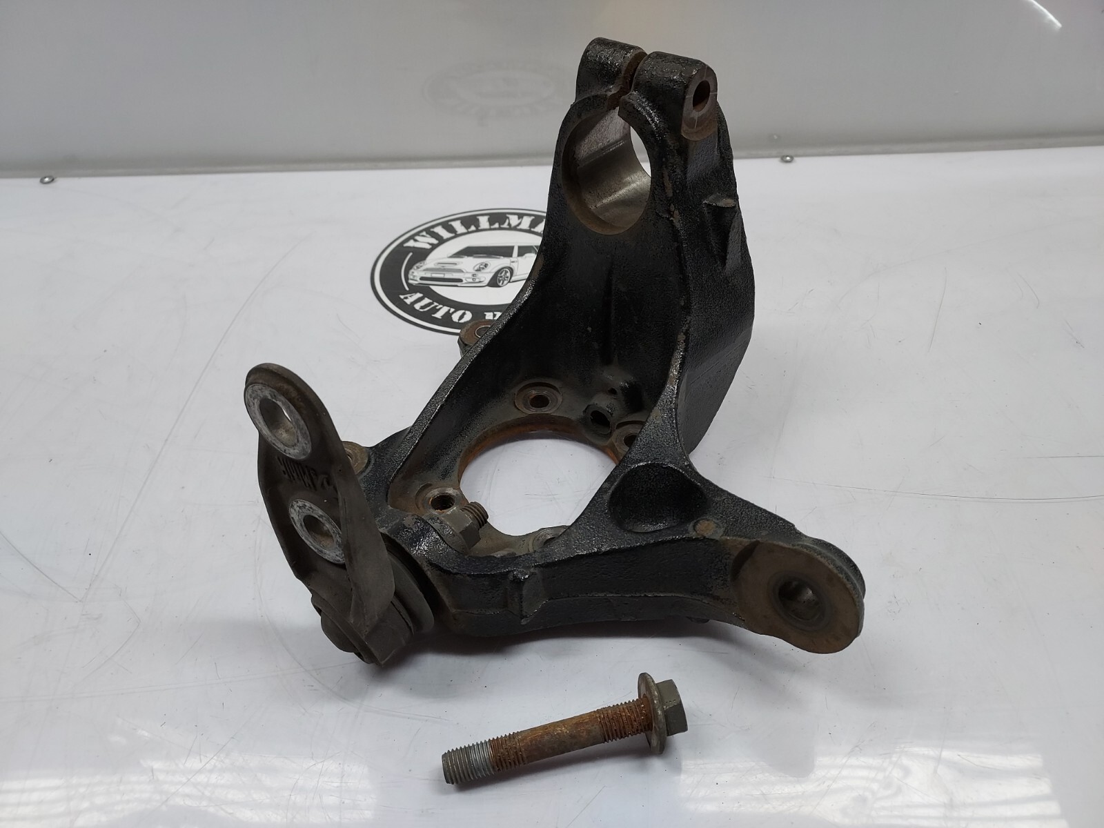 OEM 07-15 Mini Cooper Front Passenger Spindle Knuckle 31216779796 