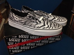 vans tiger shoes
