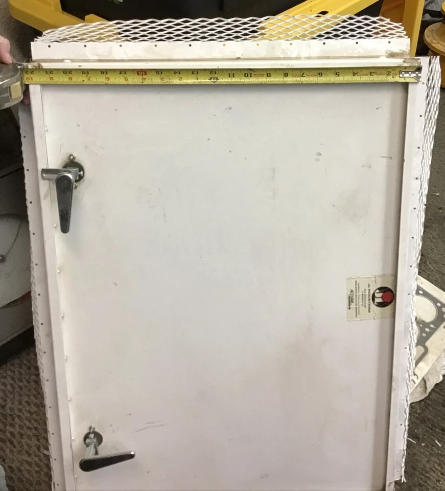 JL Industries Insulated Lockable Access Door - Approximately 22”X 30” Door (r30)