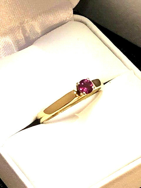 SOLID GOLD GORGEOUS PINK STONE SOLITAIRE RING SOL… - image 3