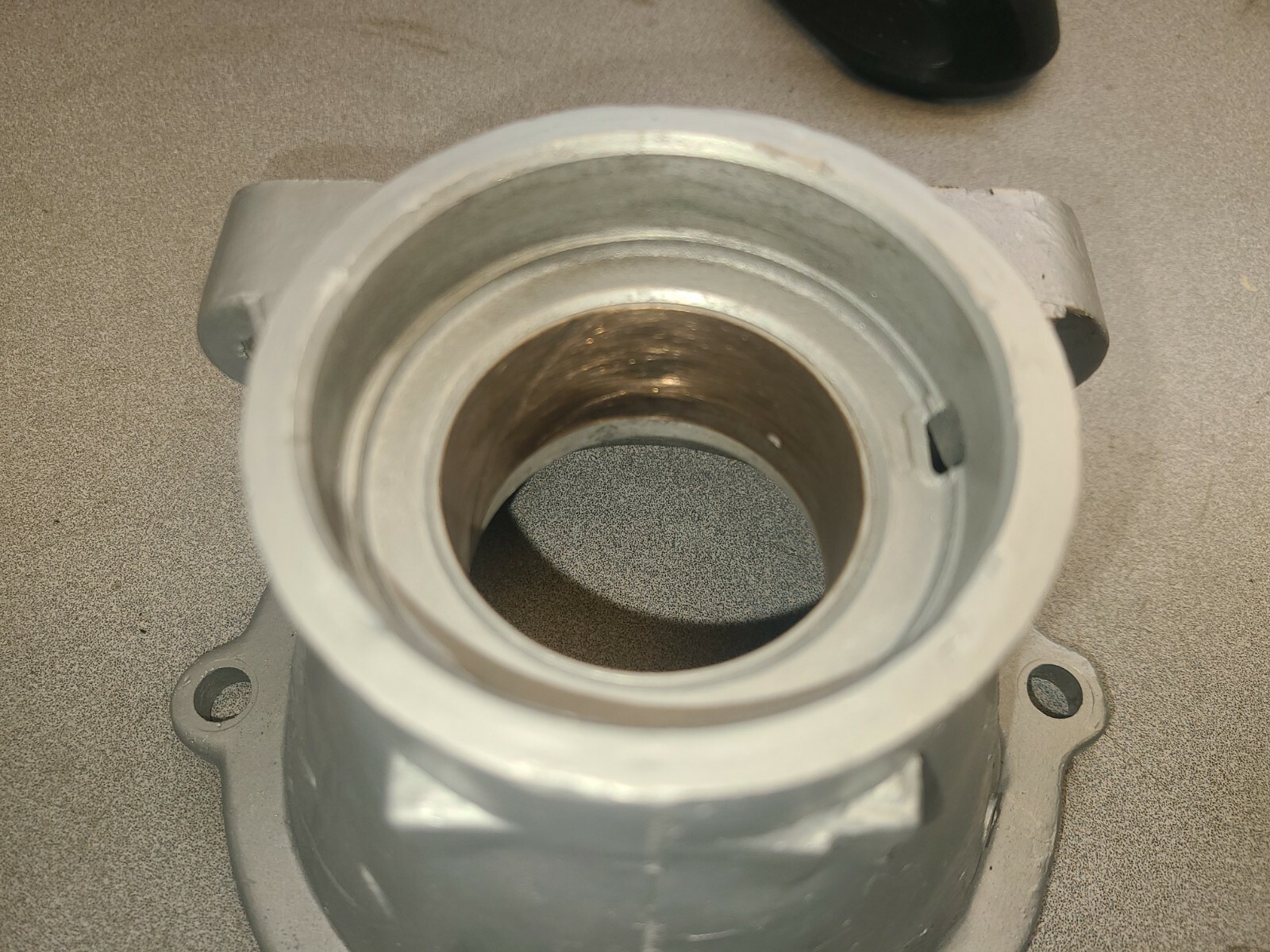 TH400 Extension Housing This is EARLY SMALL Bushing Style 8624486 eBay