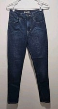 Levi's Women's 721 High-Rise Skinny Jeans Size 28