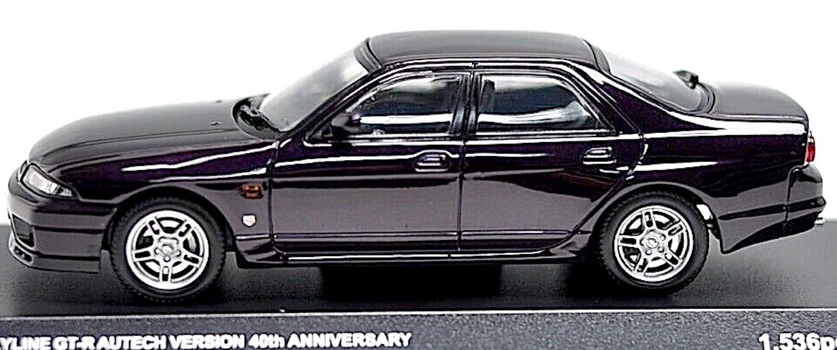 KYOSHO】 1/43 Skyline GT-R(R33) AUTECH Version 40th Aniv. 4Door