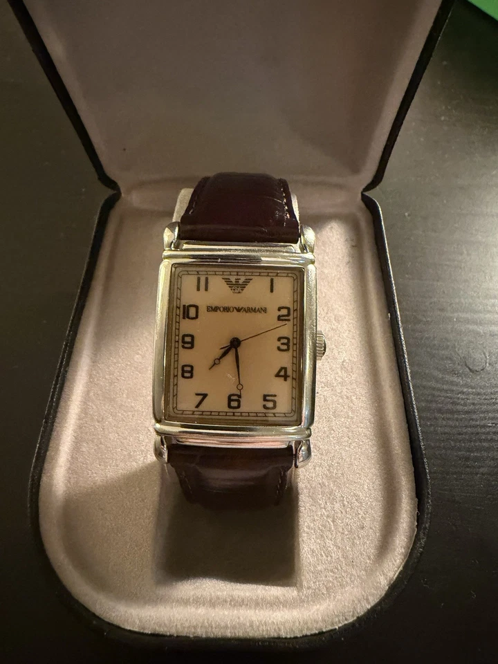 RARE vintage Emporio Armani AR-0203 Quartz Tank Cream Numeric Leather Watch - Image 2 of 4