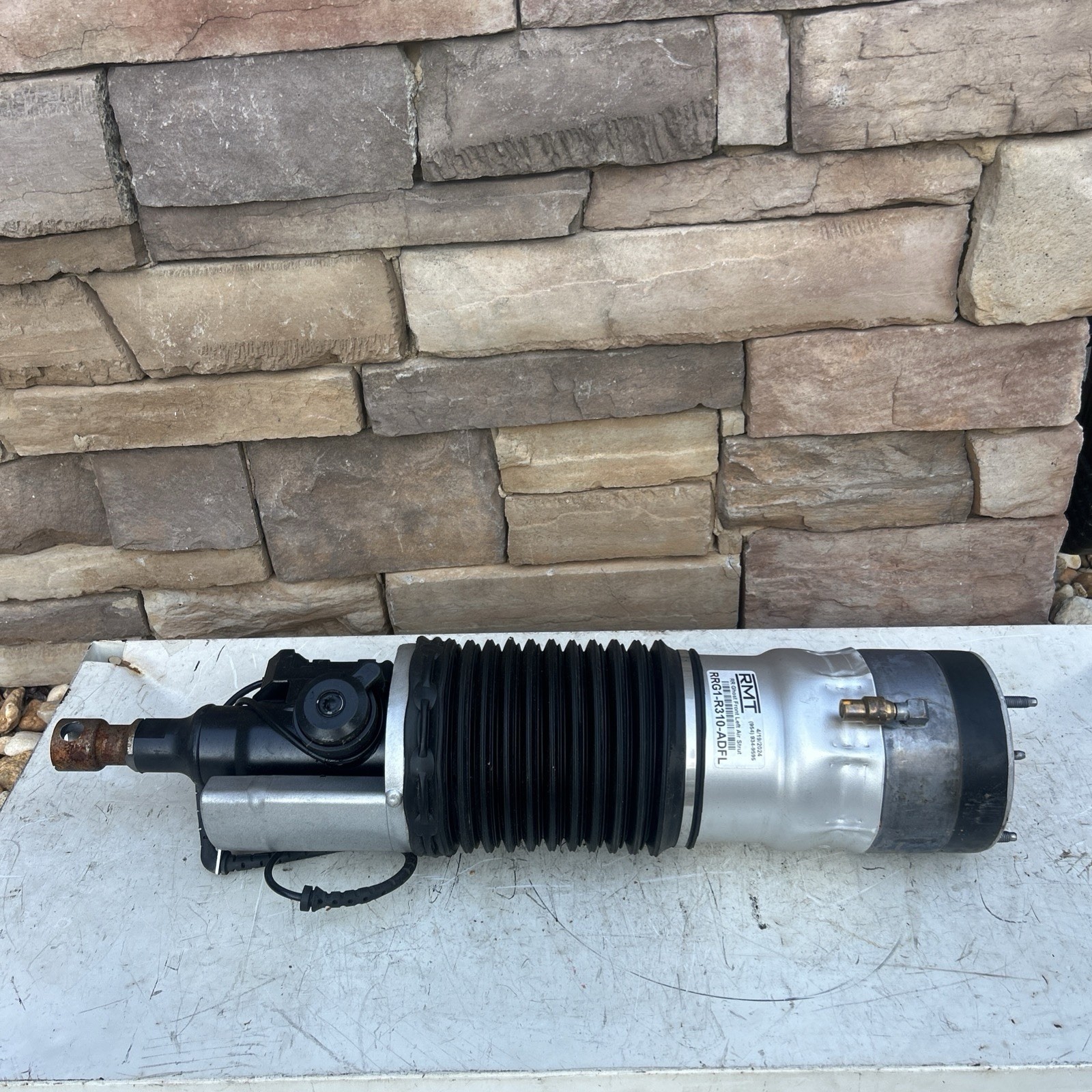 Rolls-Royce Ghost Front Left Air suspension strut