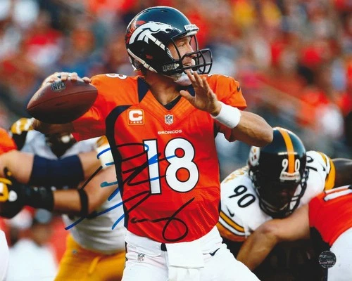 Peyton Manning Signed Autographed Denver Broncos 8x10 Photo with COA/Hologram