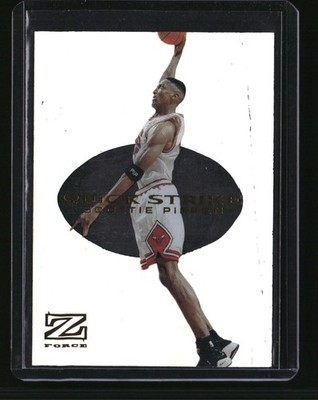 1997-98 SkyBox Z-Force #8 QS Scottie Pippen Quick-Strike