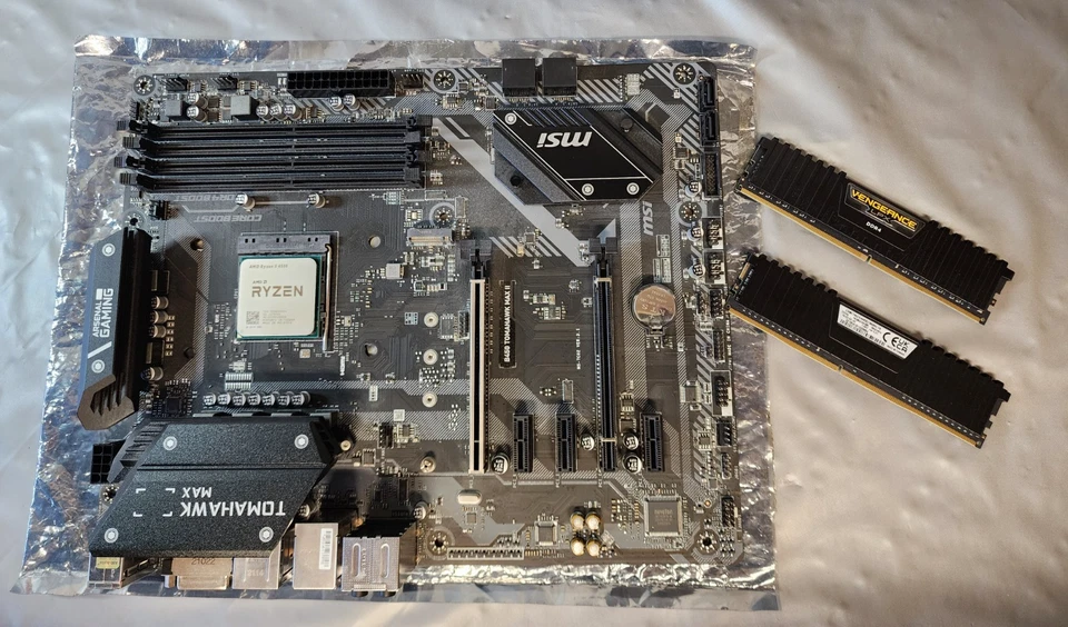 BUNDLE: MSi B450 Tomahawk Max II ATX AMD MthBrd, Ryzen 5 4500 CPU & 16gb RAM - Image 2 of 4