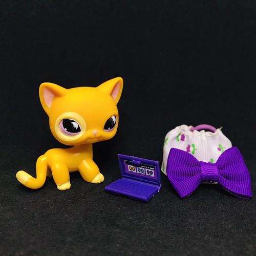 Littlest Pet Shop yellow cat 855 purple eyes lemonade stand pet G2 eBay