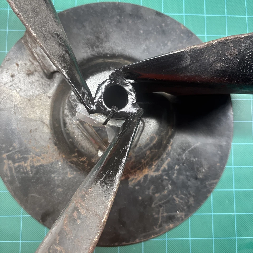 Soplador de nieve Bolens 1745799 524 724 824 ventilador impulsor NLA usado Foto 2 de 4