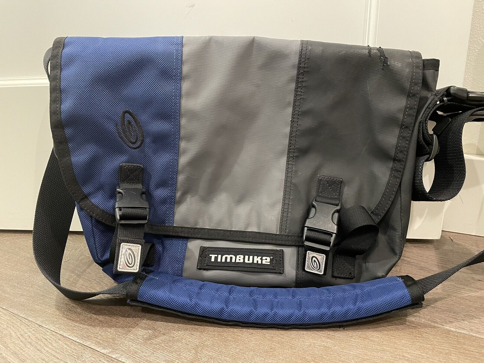 timbuk2 messenger bag