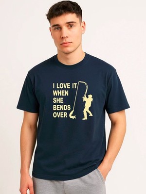 Lustiges T-Shirt I Love It When She Bends Over Angeln Fischer Unisex Grafik