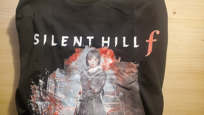 Silent Hill f (PS5) - T-Shirt - Neu - Ungetragen - 2XL - Schwarz - Horror Fan #1