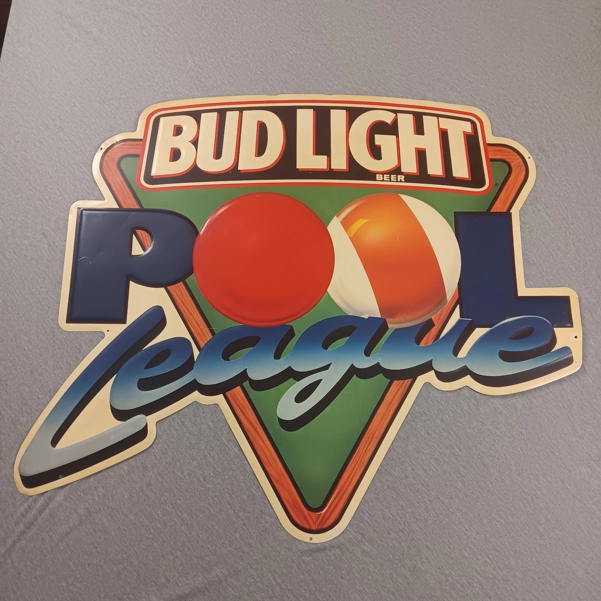 Budweiser Billiard Light In Collectible Budweiser Signs & Tins for