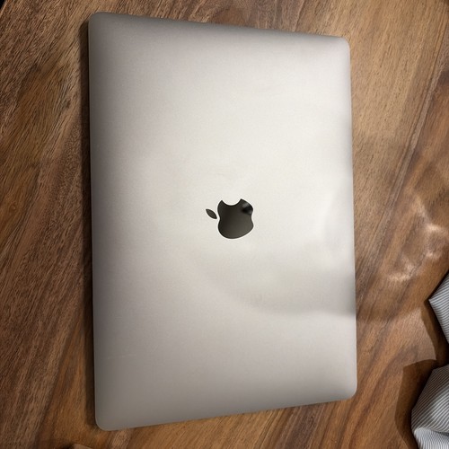 Apple MacBook Air 13" - A2337 M1 8-Core 16GB RAM 256GB SSD - Silver Very Nice! thumbnail 2