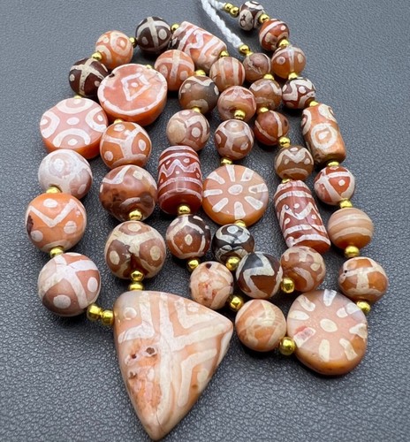 Ancient Etched Carnelian Longevity Beads over 2000 Year Old In great Condition - Picture 7 of 10