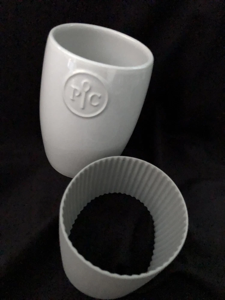 Microwave Egg Cooker Ceramic Mug with Silicone Sleeve No Lid 1529
