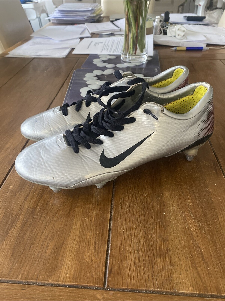 Nike Mercurial Vapor III Football Boots Size 10 | eBay display picture 1