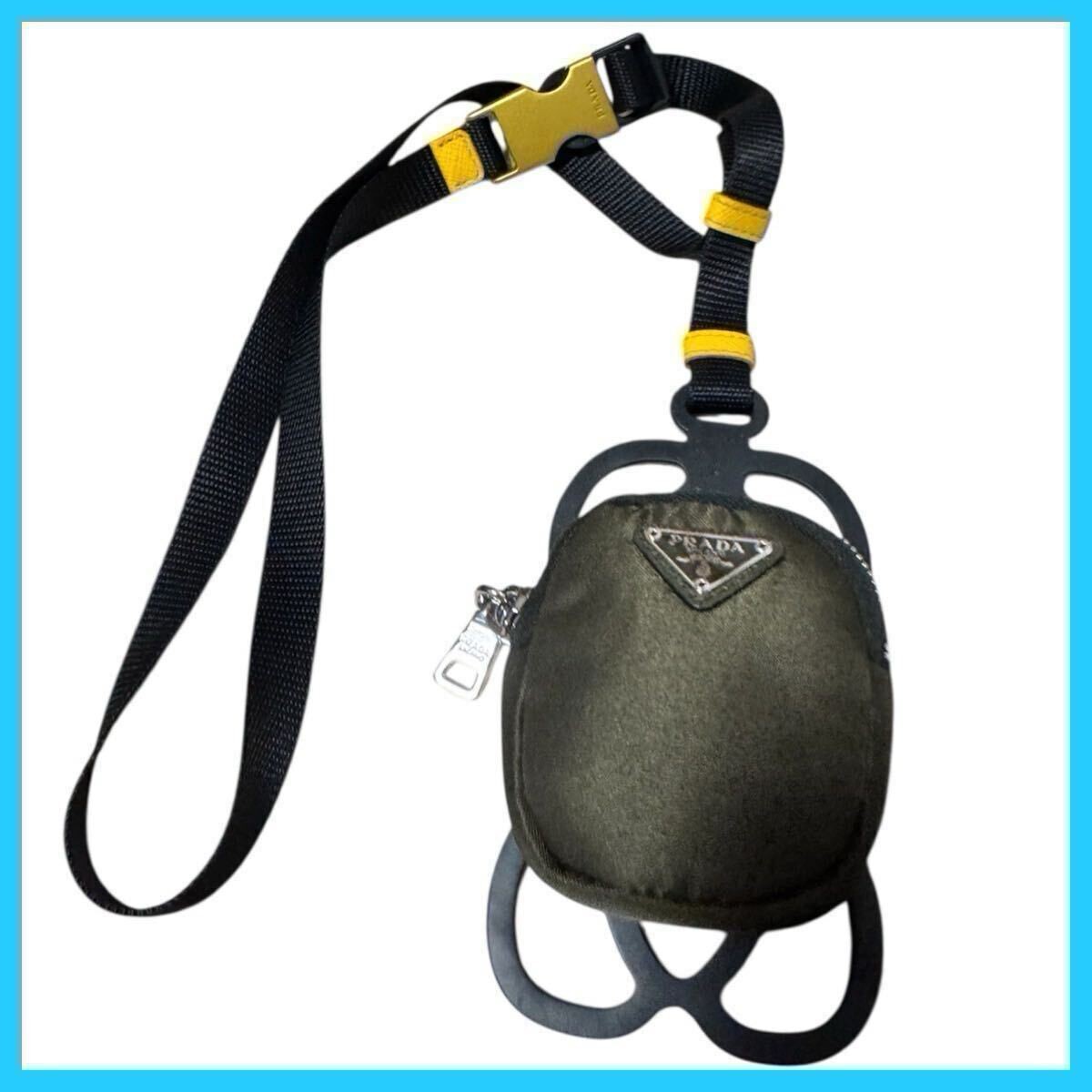 Good Condition PRADA Mobile Pouch Smartphone Hold… - image 2