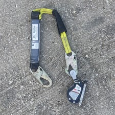 3M DBI Sala 5/8” Rope Grab W 3’ Shock Absorbing Lanyard Fall Protection Safety