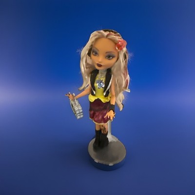 EVER AFTER  HIGH REBEL MELODY PIPER 1ST CHAPTER  DOLL DAUGHTER OF PIED PIPER