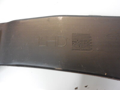 04-10 E60 BMW 5-Series 535i Rear Left Center Console Air Duct Tube 