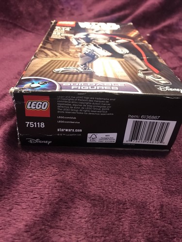 Lego Star wars Captain Phasma New Unopened Damage Package Box - Picture 3 of 8