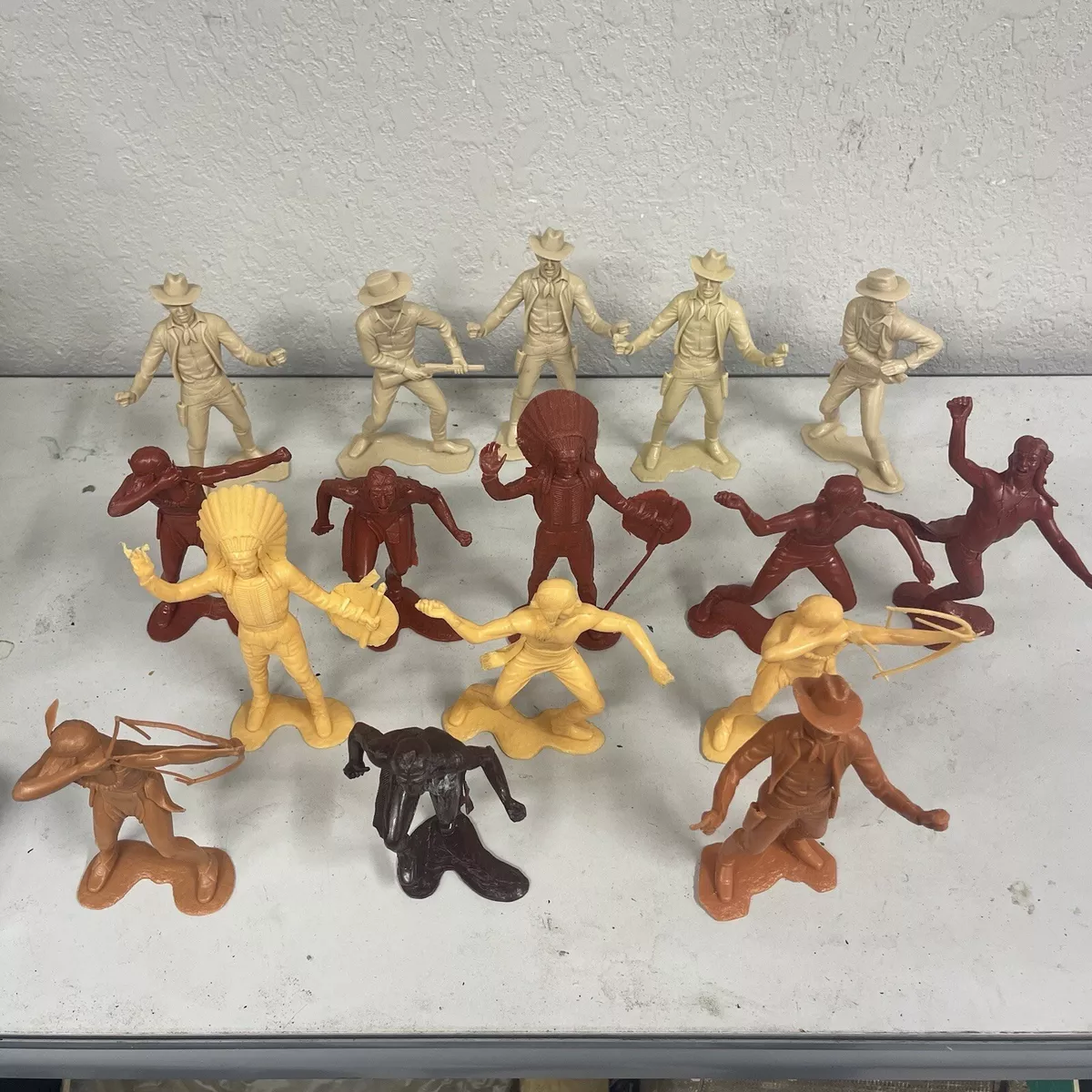 Marx 6 inch figures deals