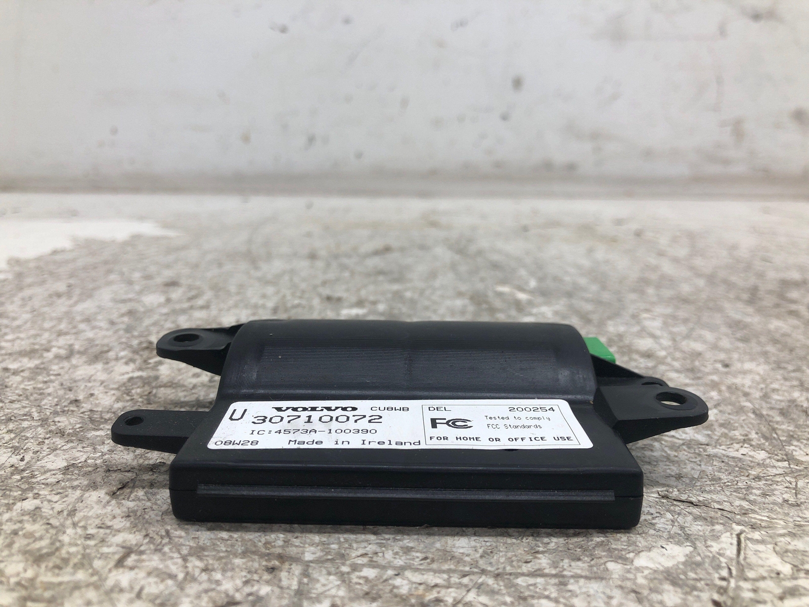 2009 ASTON MARTIN VANTAGE REMOTE CONTROL KEY SYSTEM CONTROL MODULE 30710072 OEM