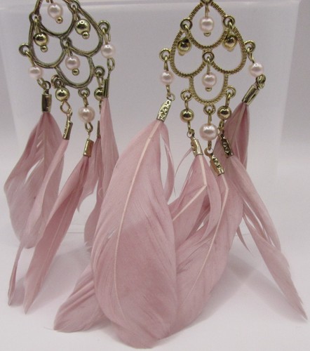 Vintage Multi Feather Mini Pearls Earrings - Picture 4 of 4