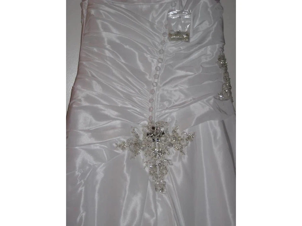 David's Bridal Wedding Dress Gown New Size 6 Style # WG3025 one shoulder taffeta - Image 4 of 4