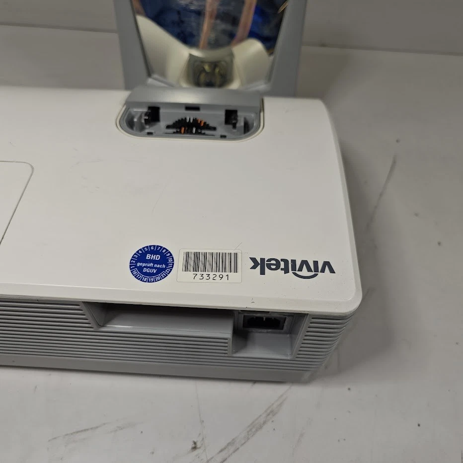 Vivitek D795WT DLP Projektor - Ungetestet, Für Teile Oder Reparatur - Bild 4 von 4