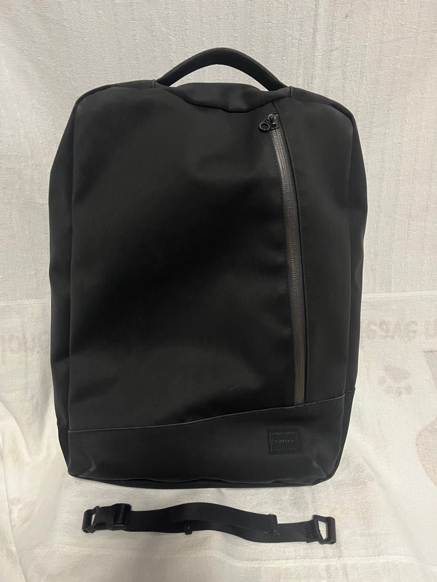 PORTER FUTURE Daypack Backpack Black Missing Ches… - image 1