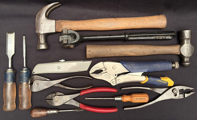 12 Vintage USA Carpenter Tools Irwin-Utica-Craftsman-Armstrong-New Britain-Etc
