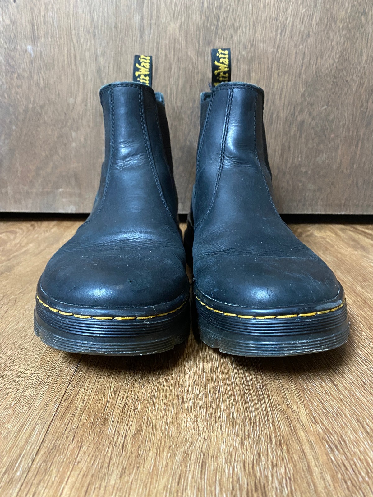 Dr. Doc Martens Embury Chelsea BOOTS Black Slip On Men 6 /Women 7 thumbnail 4
