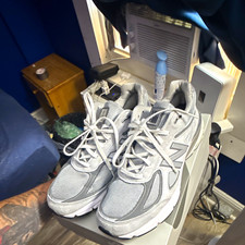 New Balance 990v4 Made in USA Grey/Silver Suede Low Top Lace-Up U990GR4
