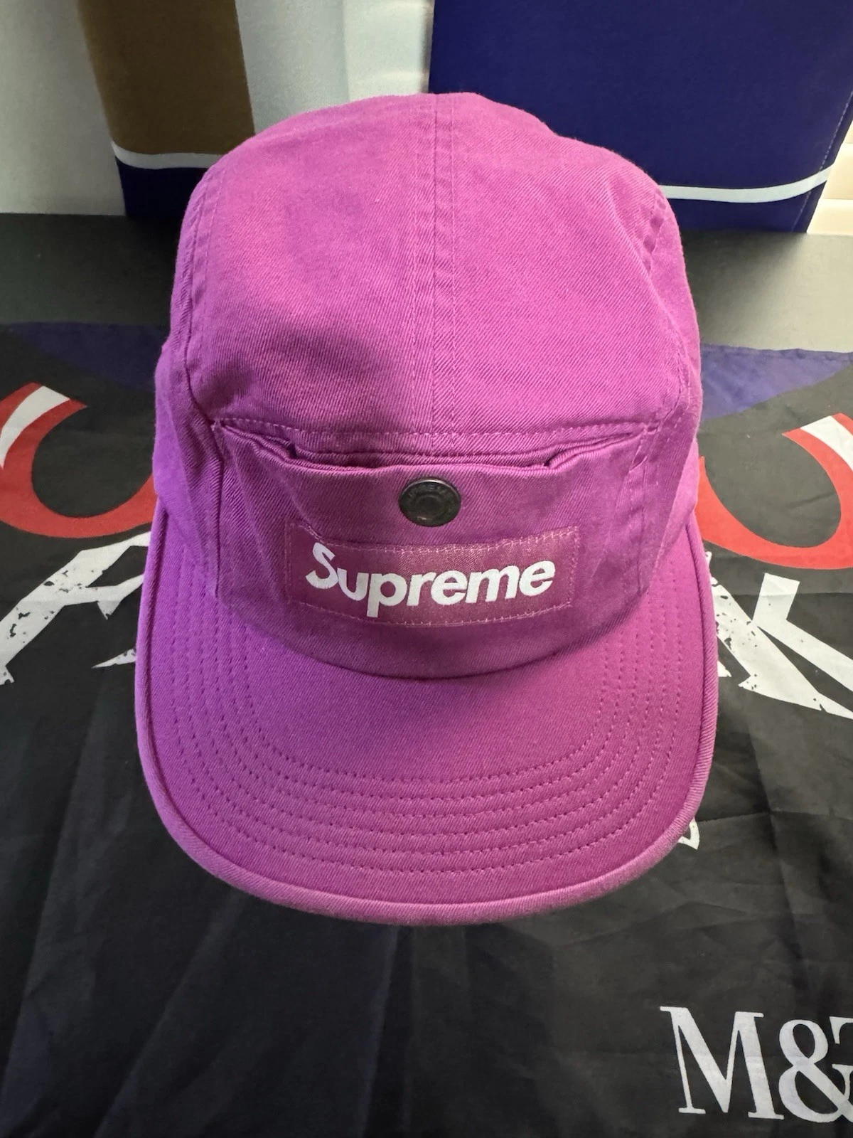 Casquette de camp à bouton pression suprême