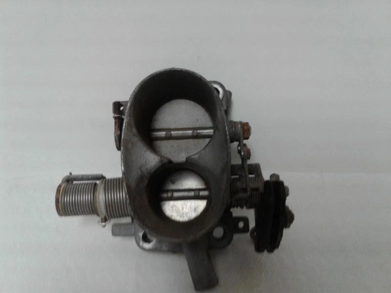 Cuerpo del acelerador excluyendo Quattro para 79 81-84 AUDI 4000 1234923 Foto 2 de 4