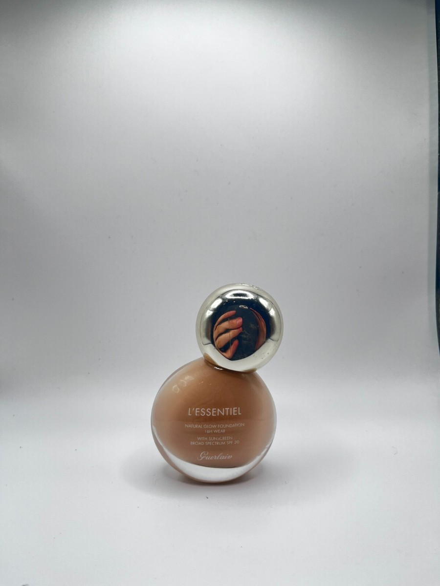GUERLAIN L'ESSENTIEL Natural Glow Foundation 16h WEAR *CHOSE