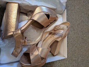 rose gold metallic platform sandals