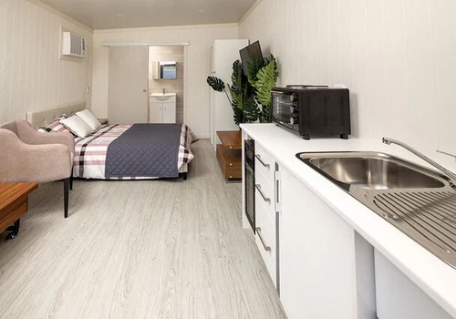 6m x 3.3 Tiny Home, Granny Flat, Mobile Cabin, Steel Frame not a Container Home - Picture 5 of 6