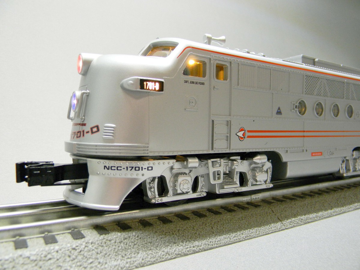 LIONEL STAR TREK LIONCHIEF FT DIESEL LOCOMOTIVE ENGINE O GAUGE