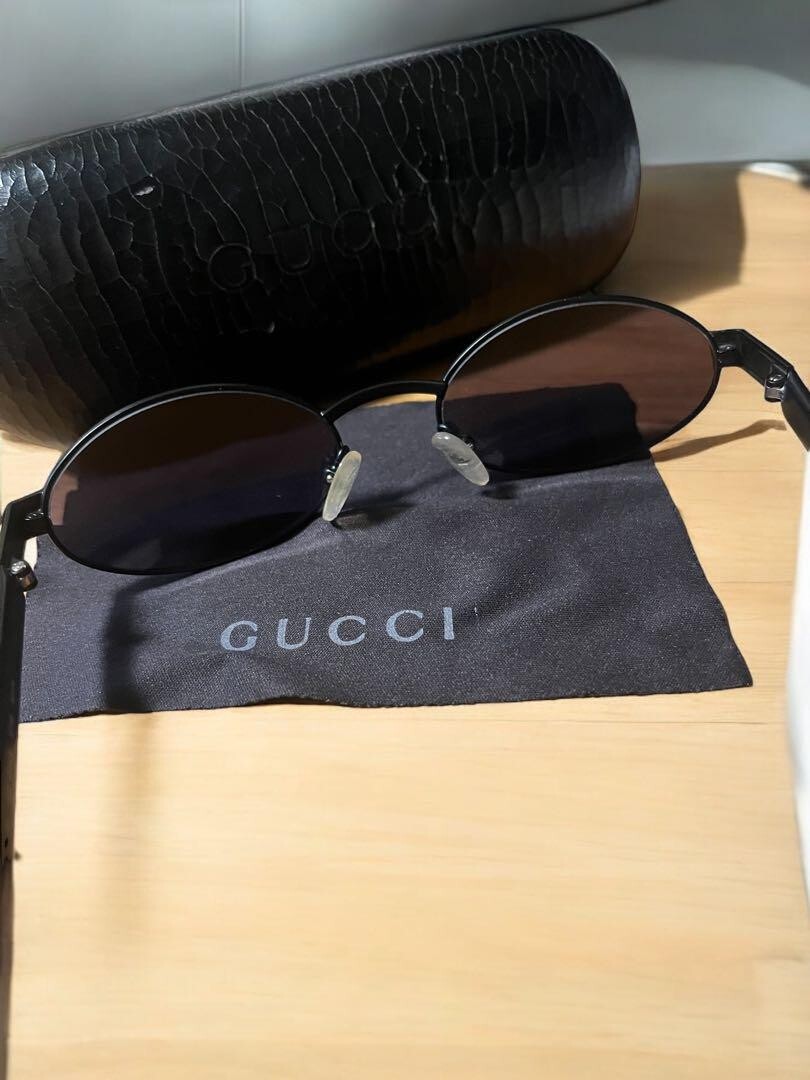 GUCCI ブラック トップス Sサイズ 815851_XJG5O__01.jpg?quality=