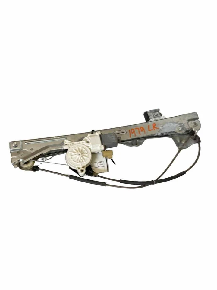 Регулятор заднего окна двери левый мотор 07 08 09 10 11 12 13 14 SUBURBAN 1500 - Изображение 3 из 4