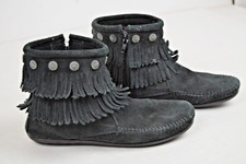 Vintage Minnetonka Moccasins Size 8W 00s Suede Ankle Boot Tassels Medallions