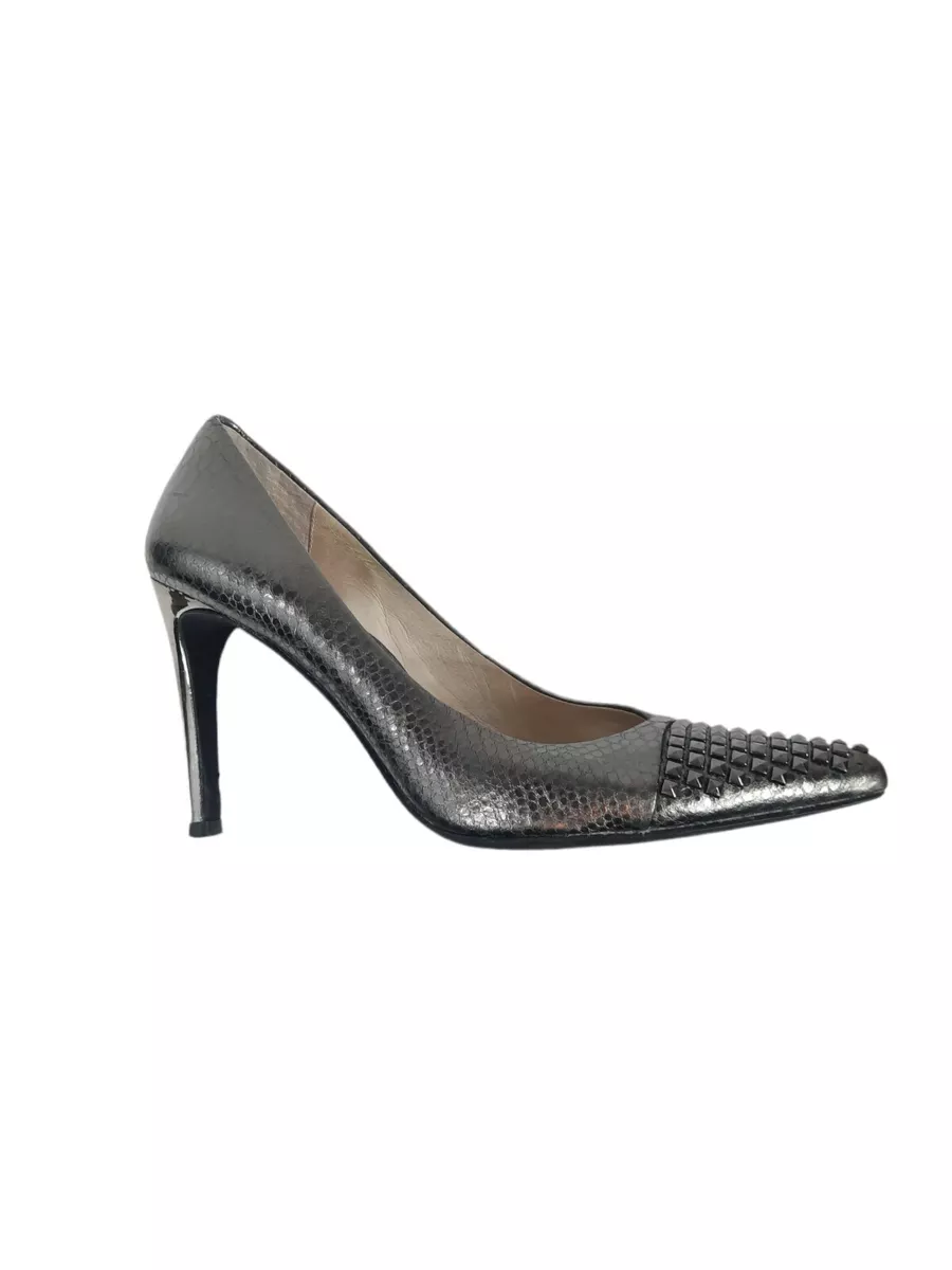 Michael kors studded pumps 2025