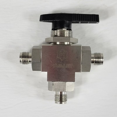 Ham-Let H6800SSL T-Flow 3-Way 1/4'' Compression Fittings Ball Valve 316 Steel