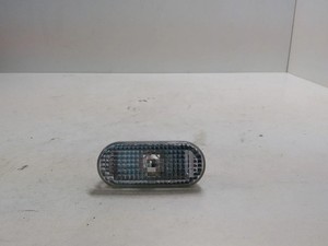 VW GOLF IV 1J1 Kotflügelblinker vorne rechts 1J5949117A 1.90 Diesel 28406262